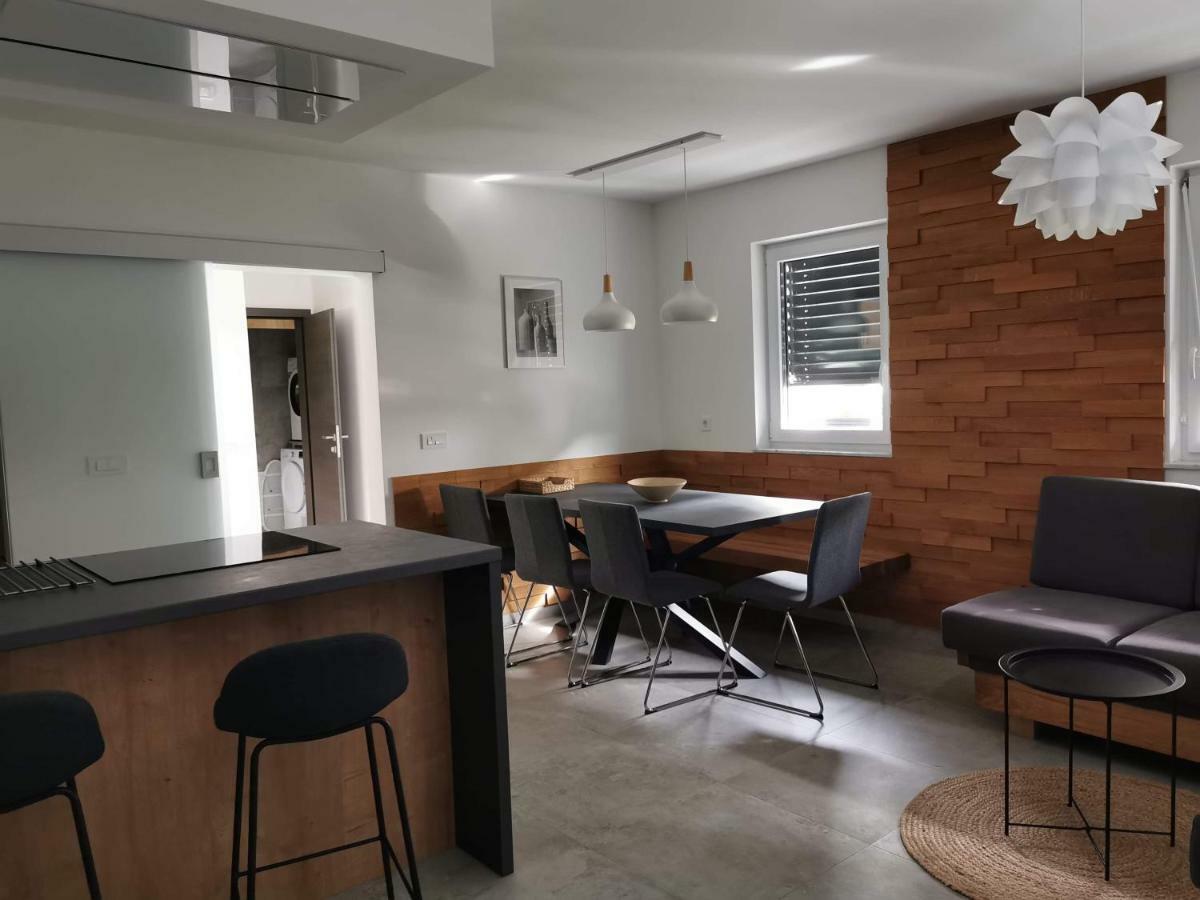 Brand New House Luna 블레드 외부 사진
